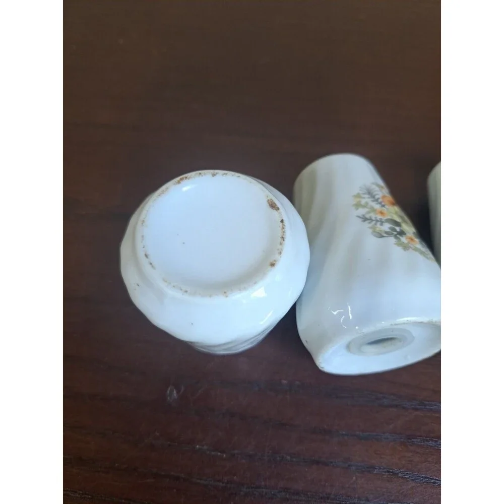 Vintage White With Floral Pattern Ceramic Salt Shaker, Pepper Shaker And...